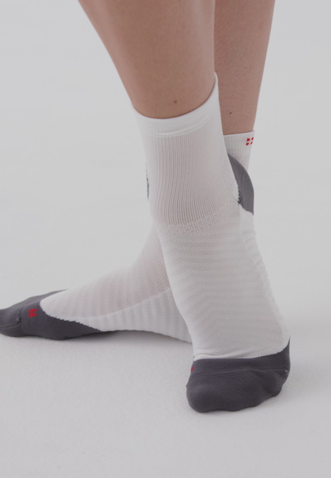RUTSCHFESTE LAUFSOCKEN